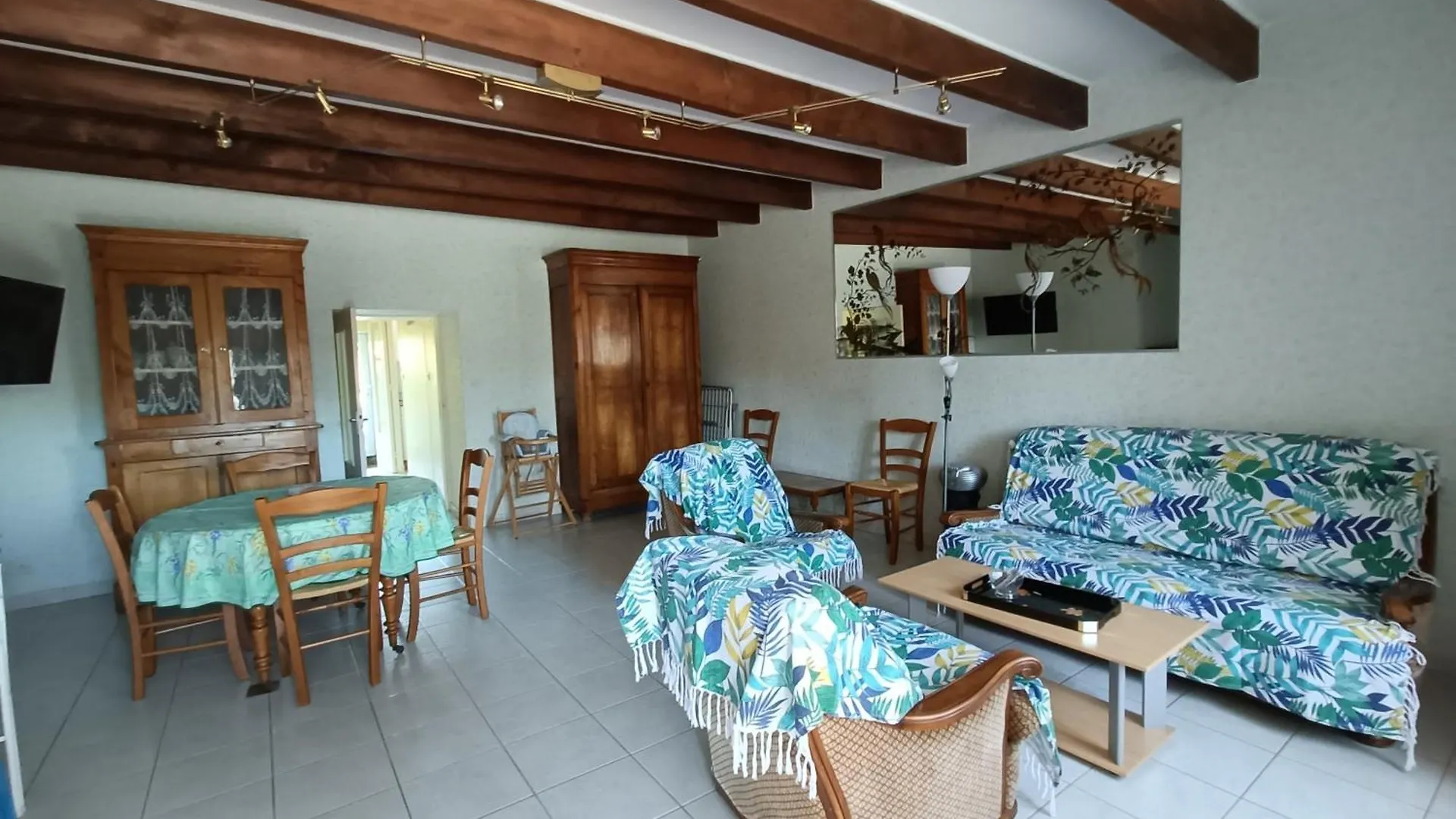 Holiday home Maison Pres De La Rance Dans Un Village Taden